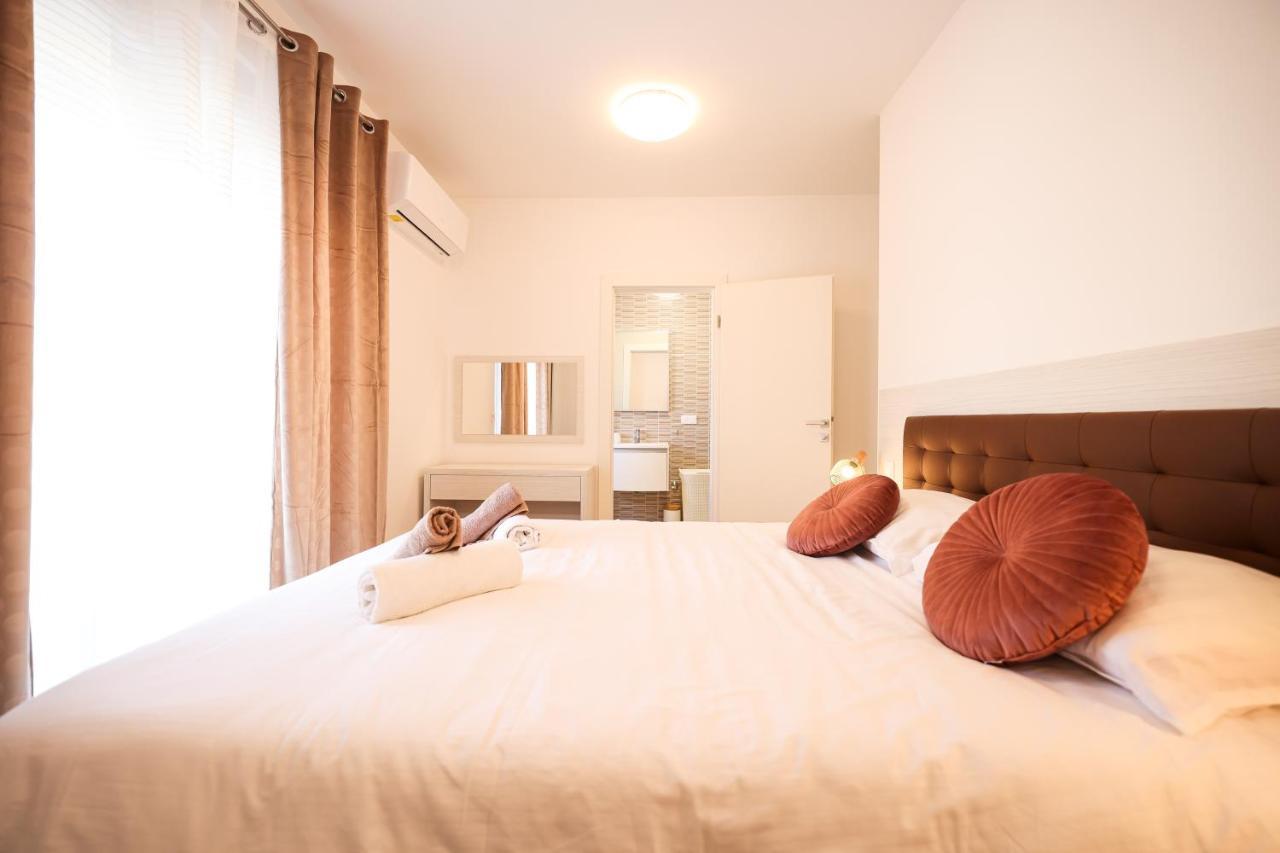 Golden Sunset Luxury Apartment Zadar Dış mekan fotoğraf